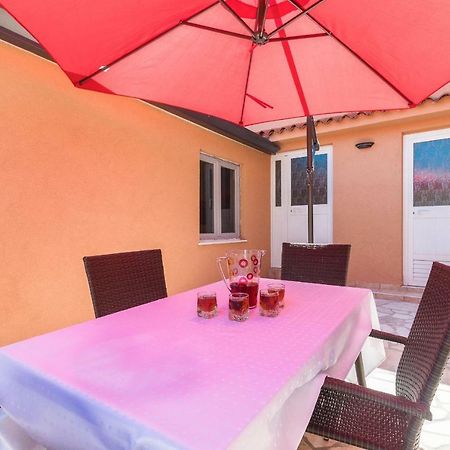 Apartment Taja Liznjan Ngoại thất bức ảnh