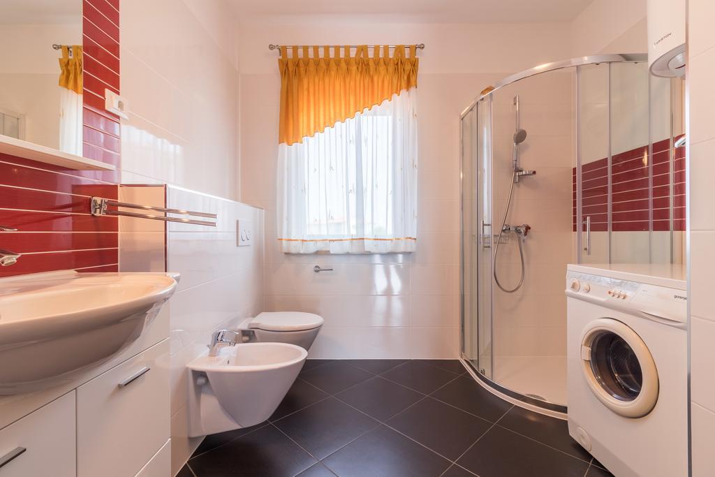 Apartment Taja Liznjan Ngoại thất bức ảnh