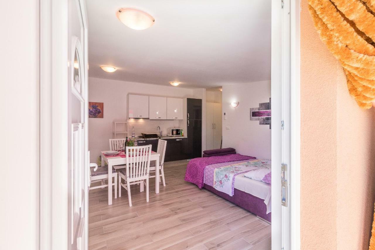 Apartment Taja Liznjan Ngoại thất bức ảnh
