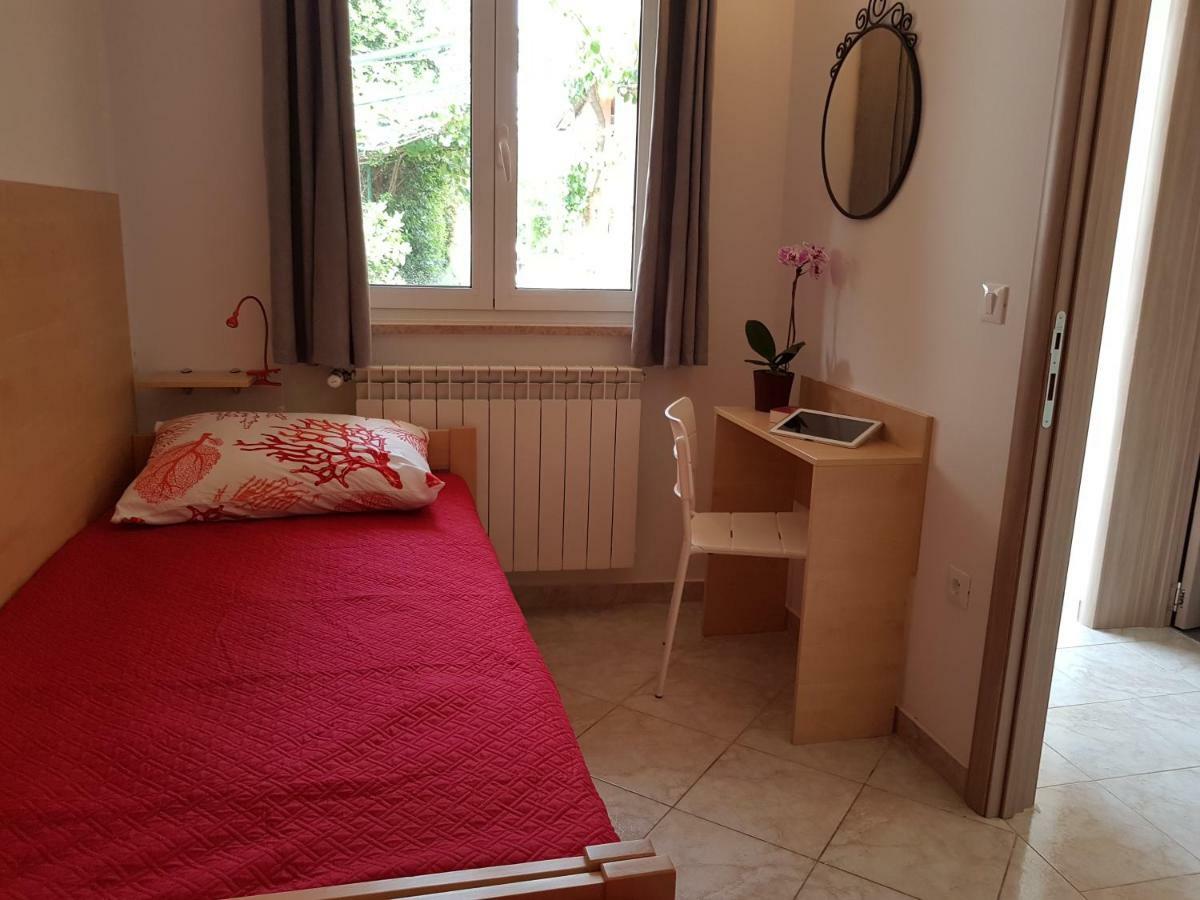Apartment Taja Liznjan Ngoại thất bức ảnh